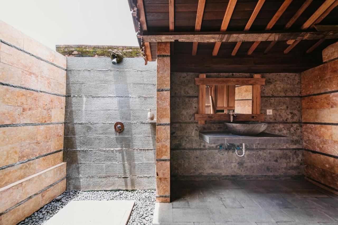 Moson Villa Legian Экстерьер фото